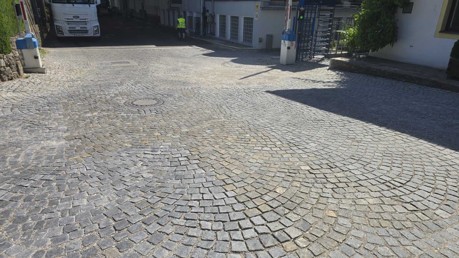 Professionelle Baggerarbeiten und Aushubarbeiten in Bad Feilnbach und Rosenheim.